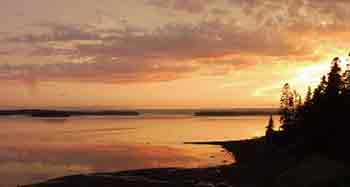 Live and work where other people are on vacation - between the Cape Breton Highland National Park, the Atlantic Ocean and the Bras d’Or Lake